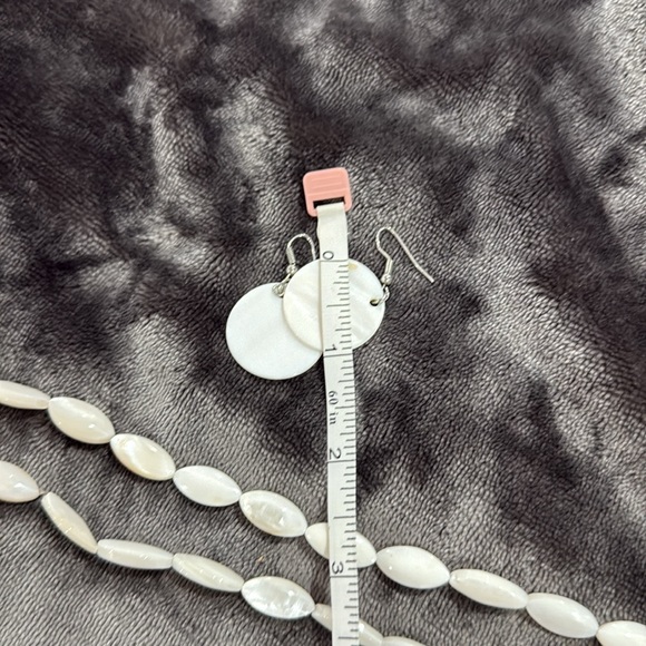 GENUINE NATURAL OVAL RICE-Shape Necklace with matching earrings - Picture 10 of 10